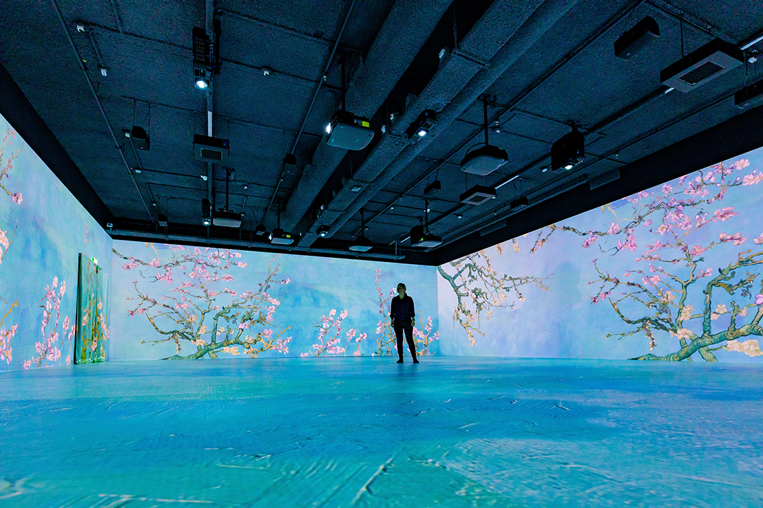 DeFine vertrouwt op Epson projectoren in FloriWorld